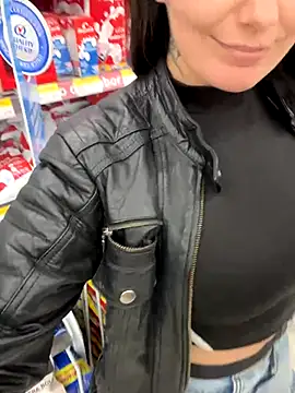 swmilena hot  online show from 28, 11, 2025