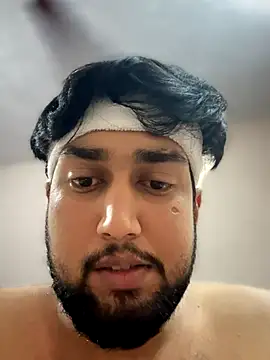 Snapshot of aka_big chatting on 3, 11, 2025 aka big online show from 3, 11, 2025