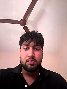 Snapshot of aka_big chatting on 17, 11, 2025 aka big online show from 17, 11, 2025