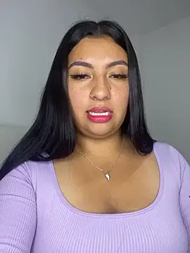 Issa Santana online show from 4, 4, 2026