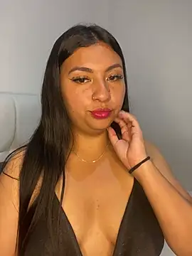 Issa Santana online show from 10, 2, 2026