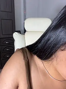 Snapshot of Issa_Santana chatting on 13, 10, 2025 Issa Santana online show from 13, 10, 2025