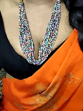 Hotty Sonali online show from 10, 9, 2025
