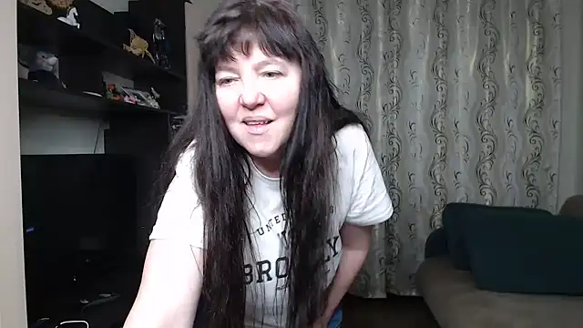 Snapshot of Illusionq chatting on 16, 2, 2026 Illusionq online show from 16, 2, 2026