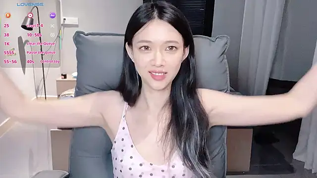 NiNi-baby520 online show from 2, 11, 2025