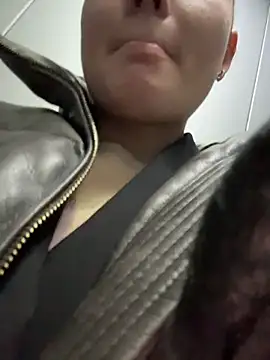 StephanieMur online show from 26, 11, 2025