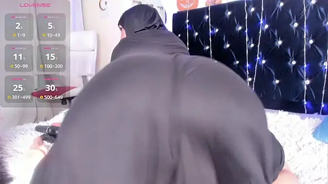 Dana-Alabi online show from 3, 11, 2025