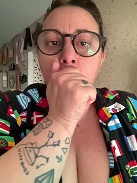 LupeLok online show from 21, 10, 2025