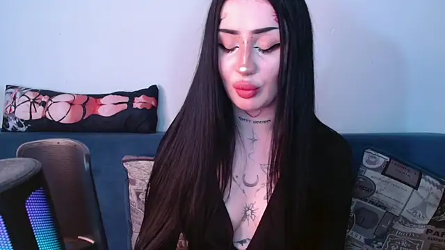alisa tattoogirl1 online show from 21, 9, 2025