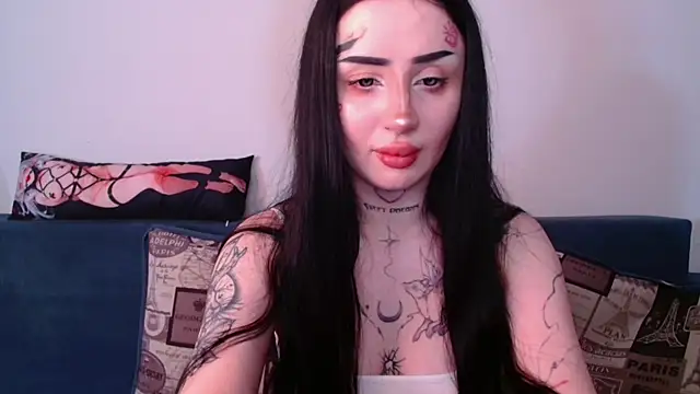 alisa tattoogirl1 online show from 17, 9, 2025