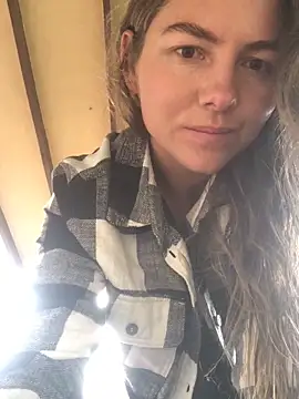 Angiehuston1 online show from 5, 3, 2026