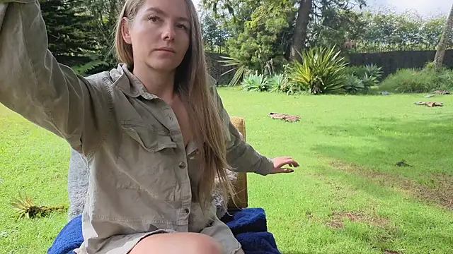 Angiehuston1 online show from 21, 3, 2026