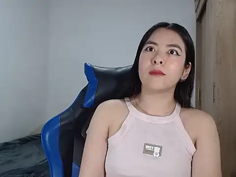 Snapshot of EloiseJun chatting on 20, 12, 2025 EloiseJun online show from 20, 12, 2025