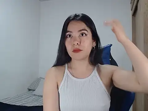 EloiseJun online show from 23, 9, 2025