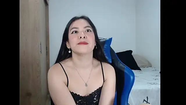 EloiseJun online show from 11, 4, 2026