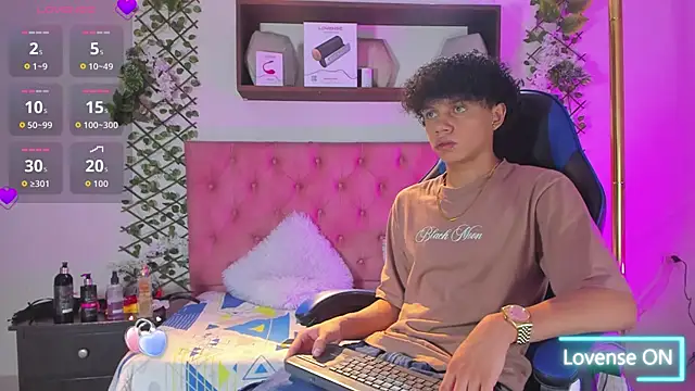  taylor black online show from 11, 2, 2026