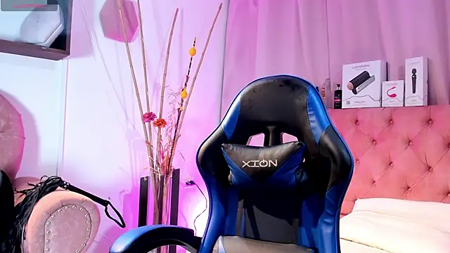  taylor black online show from 25, 3, 2026