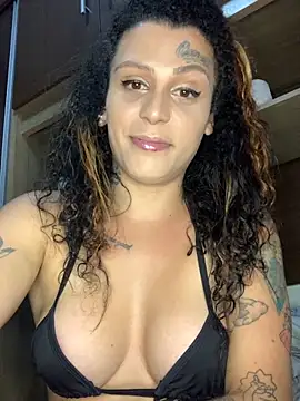 Snapshot of Babbsss chatting on 10, 9, 2025 Babbsss online show from 10, 9, 2025