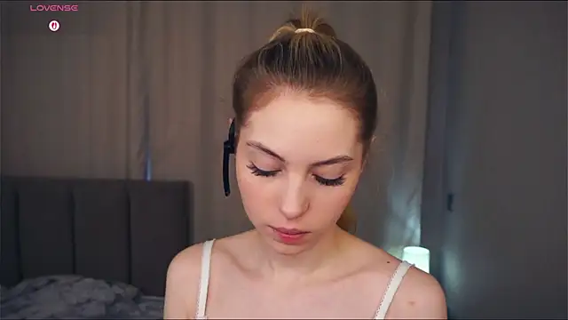 Snapshot of VeronaBench chatting on 18, 11, 2025 VeronaBench online show from 18, 11, 2025