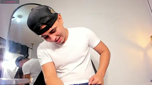 lianfox  online show from 21, 4, 2026