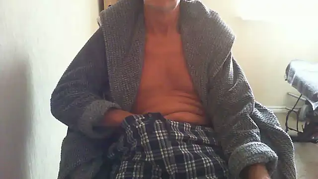 Snapshot of rogpb chatting on 16, 7, 2026 rogpb online show from 16, 7, 2026