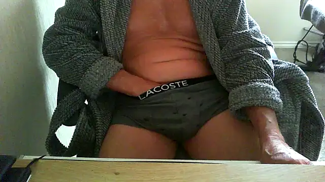 Snapshot of rogpb chatting on 1, 6, 2026 rogpb online show from 1, 6, 2026