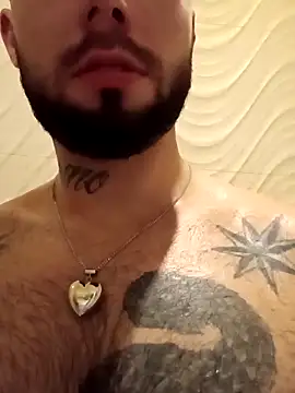 Snapshot of Barber33zk chatting on 1, 11, 2025 Barber33zk online show from 1, 11, 2025