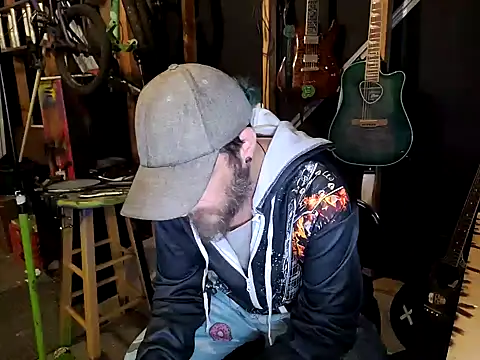 thejuicybacon online show from 8, 10, 2025