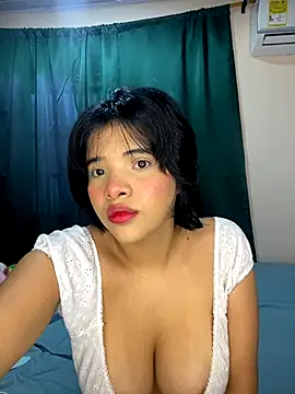 Snapshot of Ada_sienn chatting on 29, 11, 2025 Ada sienn online show from 29, 11, 2025