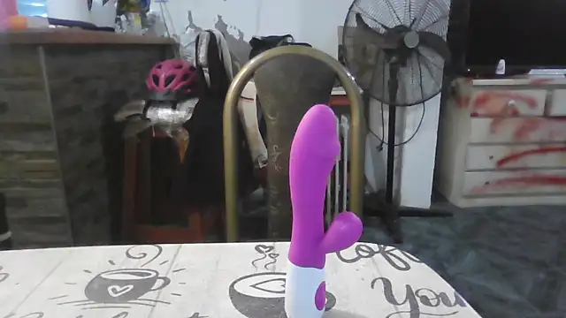 Snapshot of loliporomero chatting on 28, 10, 2025 loliporomero online show from 28, 10, 2025