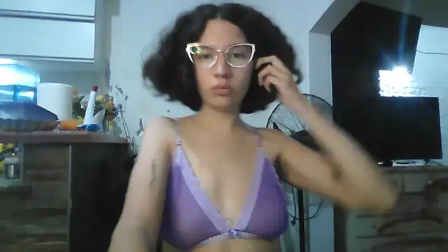 Snapshot of loliporomero chatting on 19, 10, 2025 loliporomero online show from 19, 10, 2025