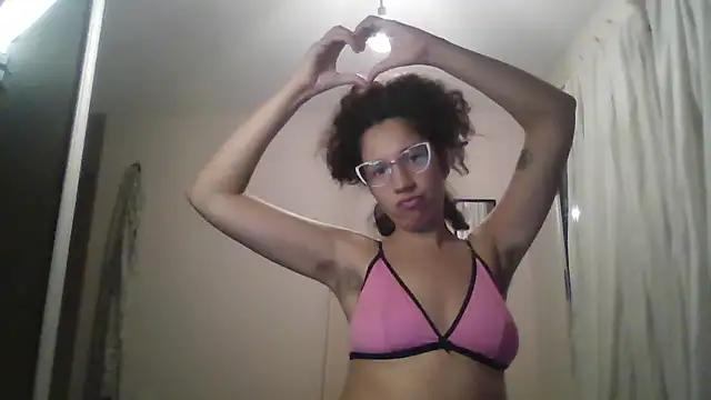 loliporomero online show from 5, 2, 2026