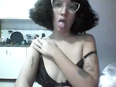 loliporomero online show from 13, 4, 2026