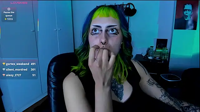 kattusauruss online show from 11, 4, 2026