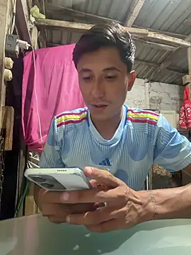 Hetero20cm online show from 22, 4, 2026