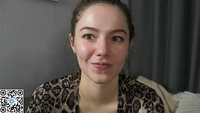 VeronaHerrin online show from 18, 9, 2025