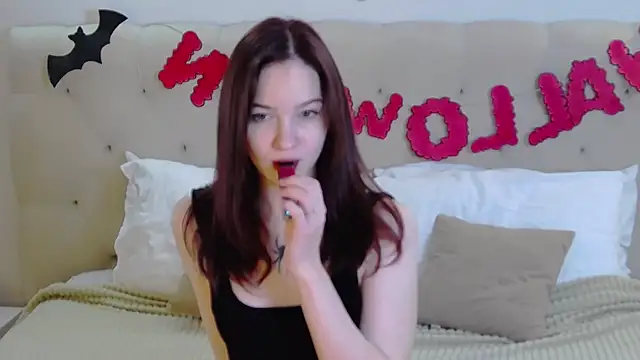 MichelleRoux online show from 30, 10, 2025