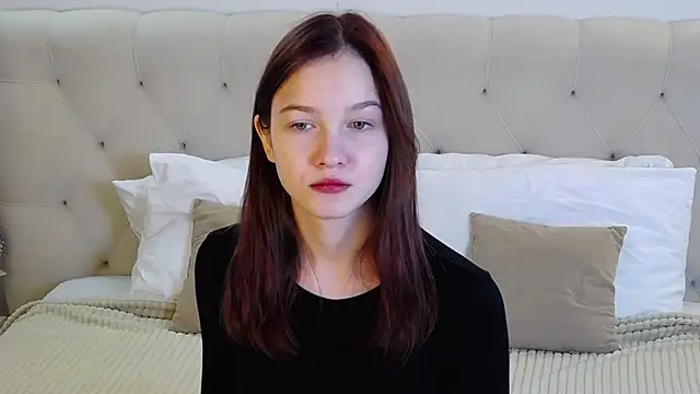 MichelleRoux online show from 7, 11, 2025