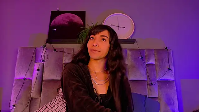 TiffValentinee  online show from 26, 10, 2025