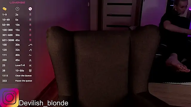HitchcocianBlonde online show from 31, 3, 2026