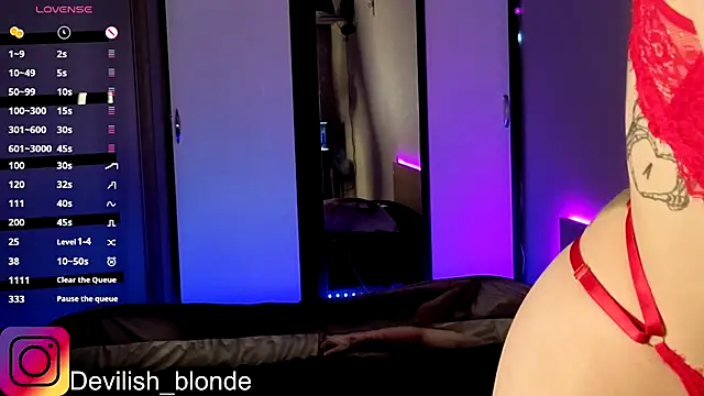 HitchcocianBlonde online show from 27, 11, 2025