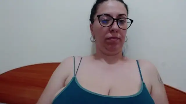 Snapshot of jollene chatting on 28, 5, 2026 jollene online show from 28, 5, 2026