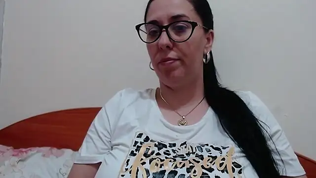 Snapshot of jollene chatting on 5, 5, 2026 jollene online show from 5, 5, 2026