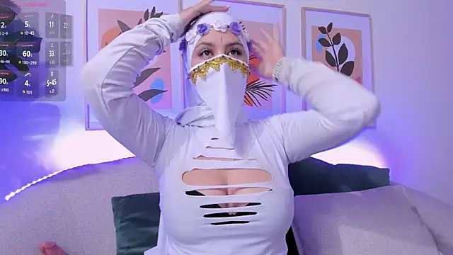 Snapshot of crystal_peed chatting on 11, 10, 2025 crystal peed online show from 11, 10, 2025