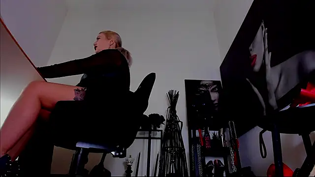 demisweet online show from 26, 2, 2026