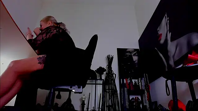 demisweet online show from 9, 2, 2026