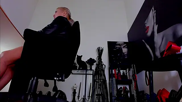 demisweet online show from 6, 2, 2026