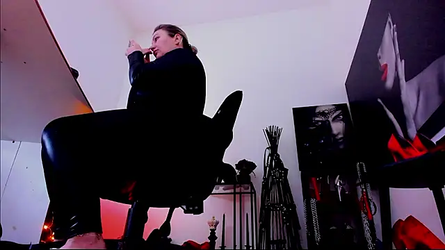 demisweet online show from 15, 1, 2026