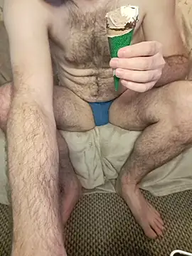 Snapshot of bul_boy chatting on 4, 7, 2026 bul boy online show from 4, 7, 2026