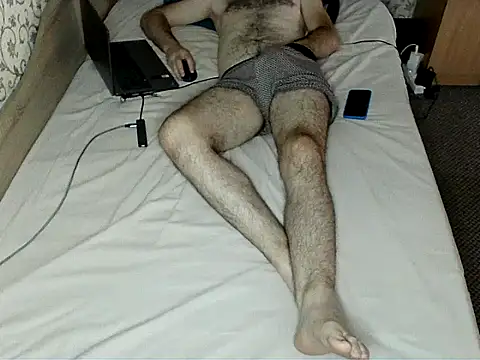 Snapshot of bul_boy chatting on 28, 4, 2026 bul boy online show from 28, 4, 2026